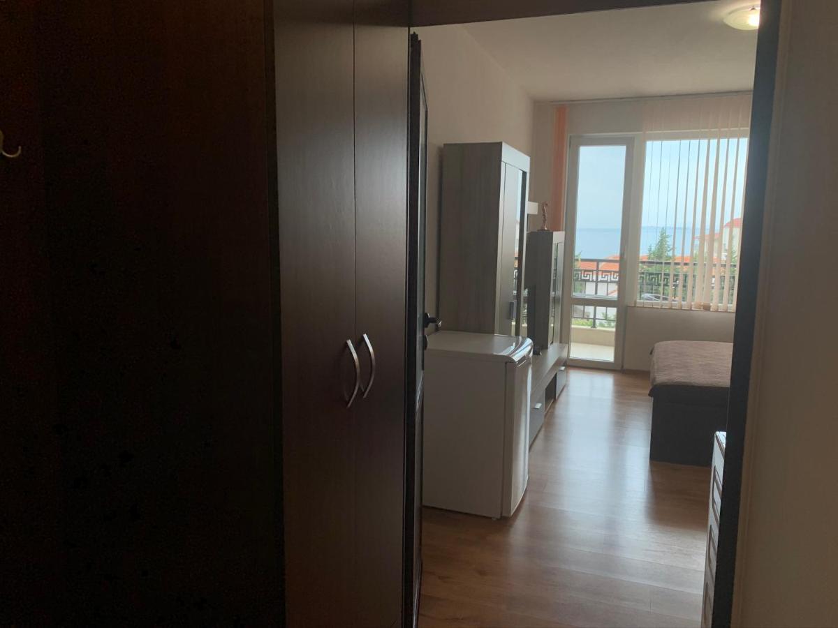 Marina Bay Saint Vlas דירה *