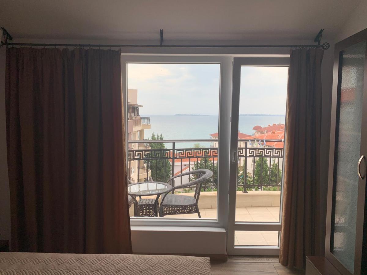 Marina Bay Saint Vlas *