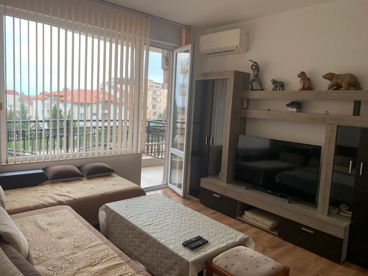 Marina Bay Saint Vlas סבטי ולאס